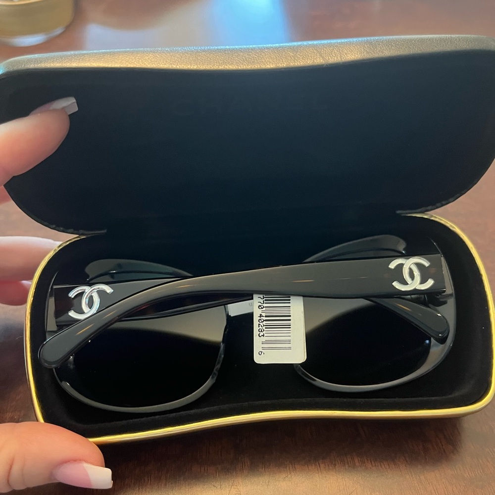 Authentic Chanel NWT tortoise shell sunglasses